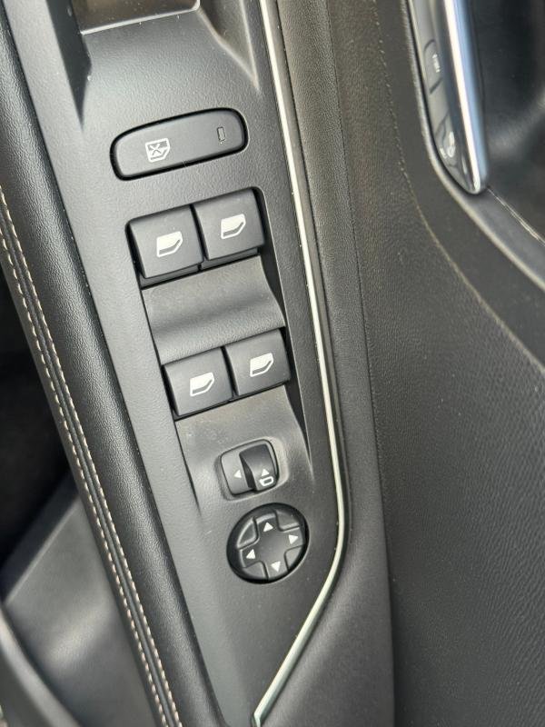 Peugeot 3008 - Photo 7