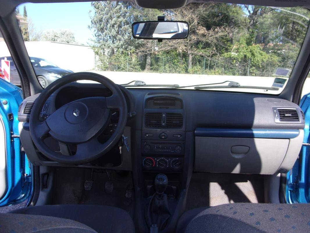 Renault Clio - Photo 4