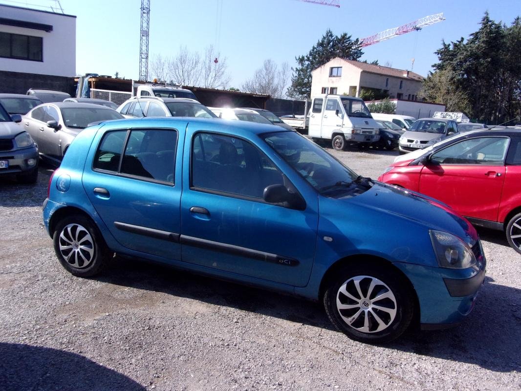 Renault Clio - Photo 8