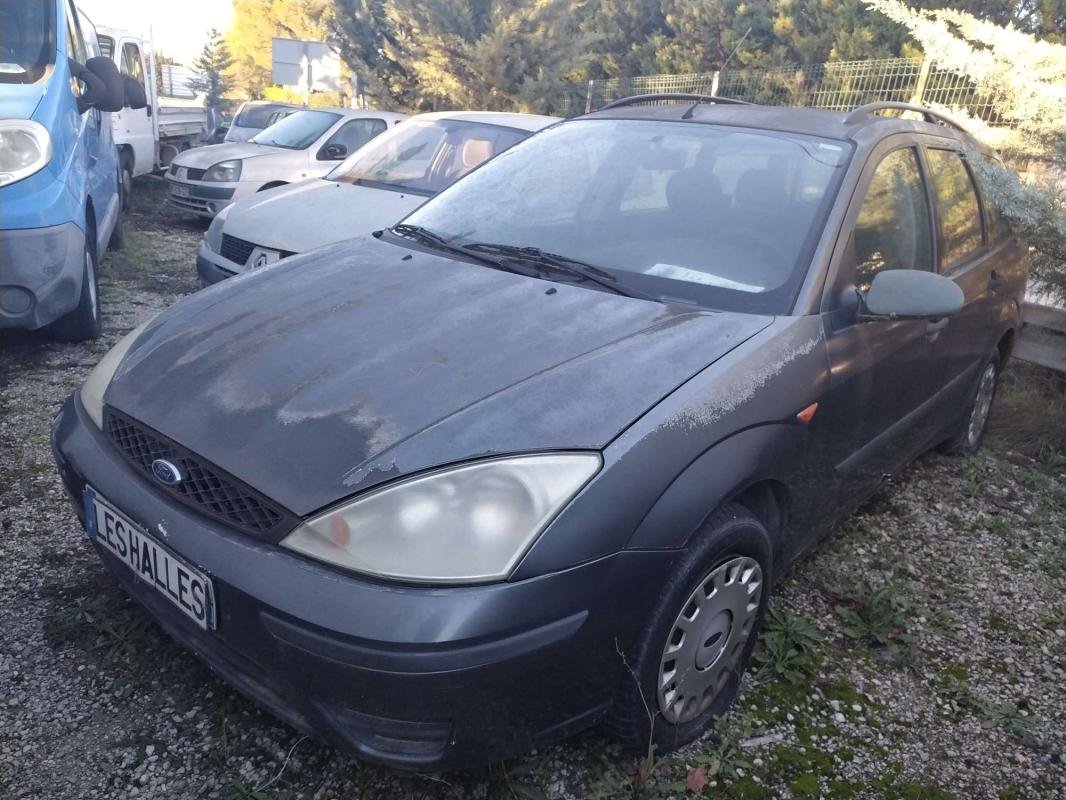 Ford Focus - Photo 1