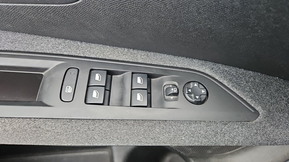 Peugeot 3008 - Photo 28