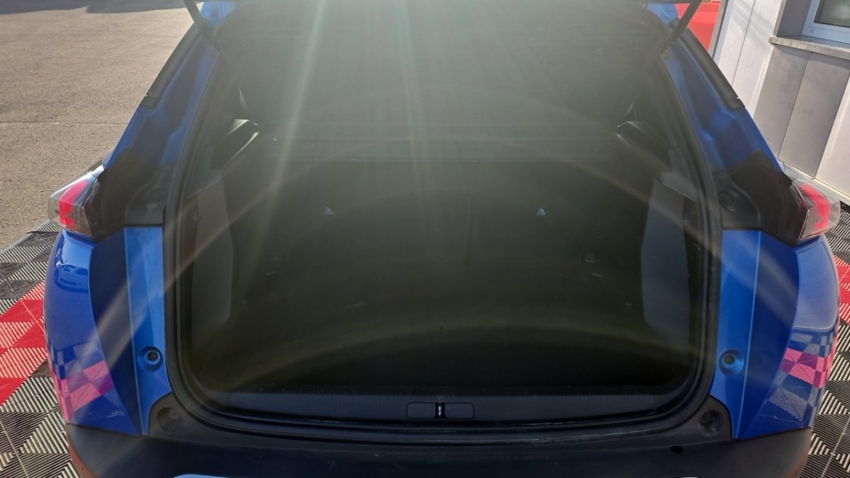 Peugeot 2008 - Photo 9