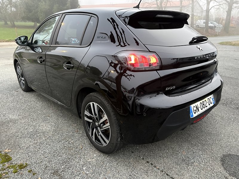Peugeot 208 - Photo 5