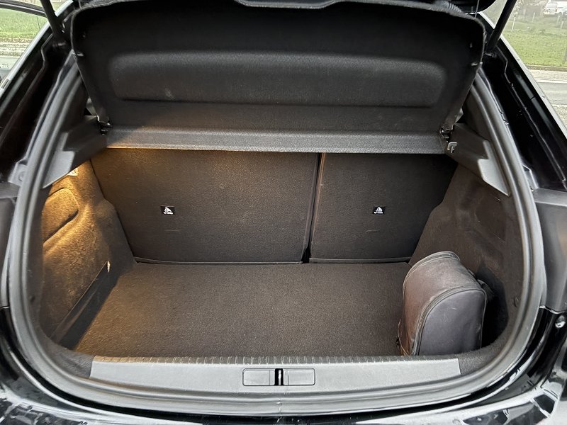 Peugeot 208 - Photo 8