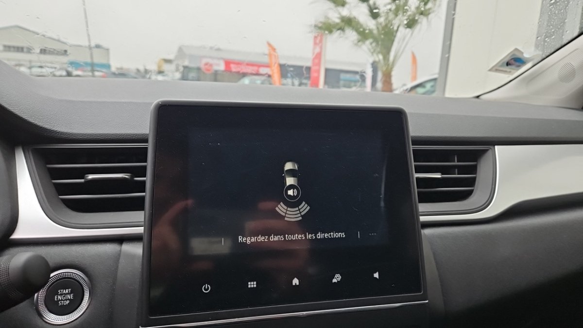 Renault Captur - Photo 17