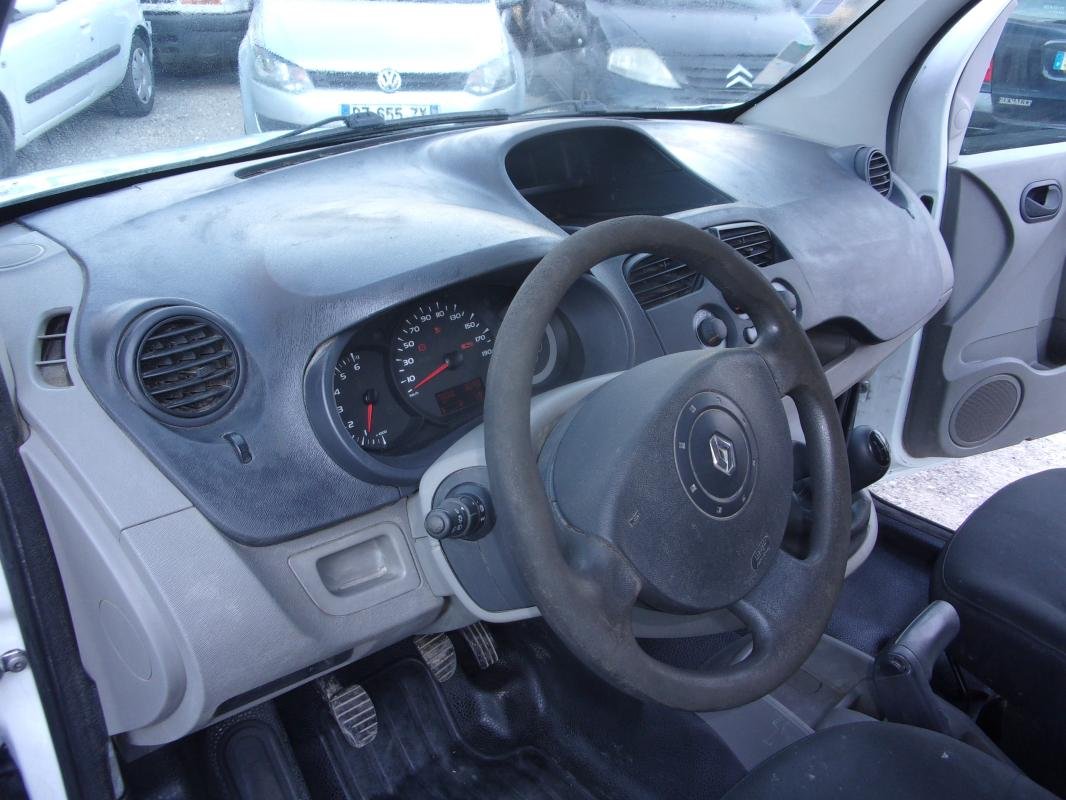 Renault Kangoo Express - Photo 11