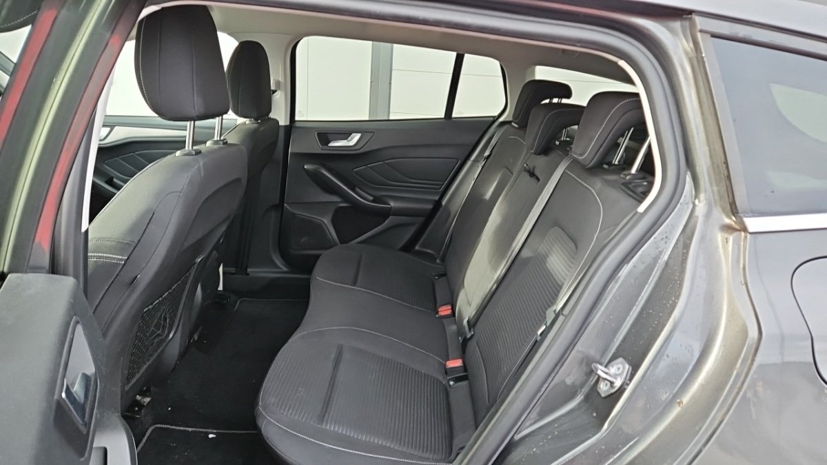 Ford Focus - Photo 13