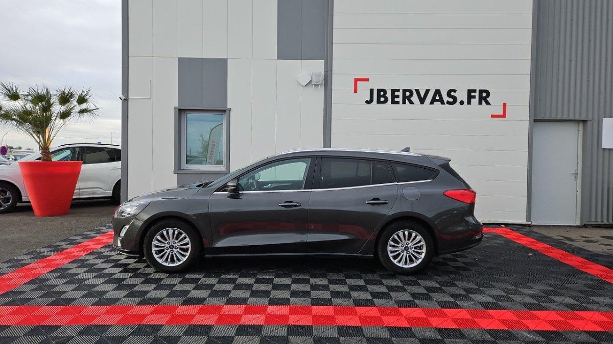 Ford Focus - Photo 2