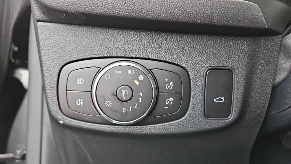 Ford Focus - Photo 25