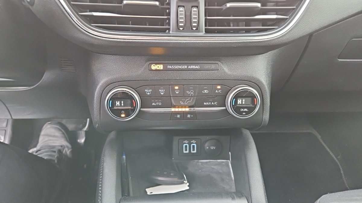 Ford Focus - Photo 28