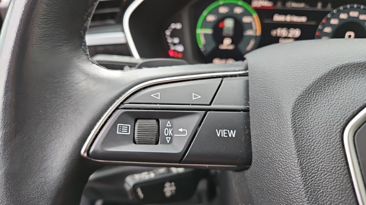 Audi Q3 - Photo 20