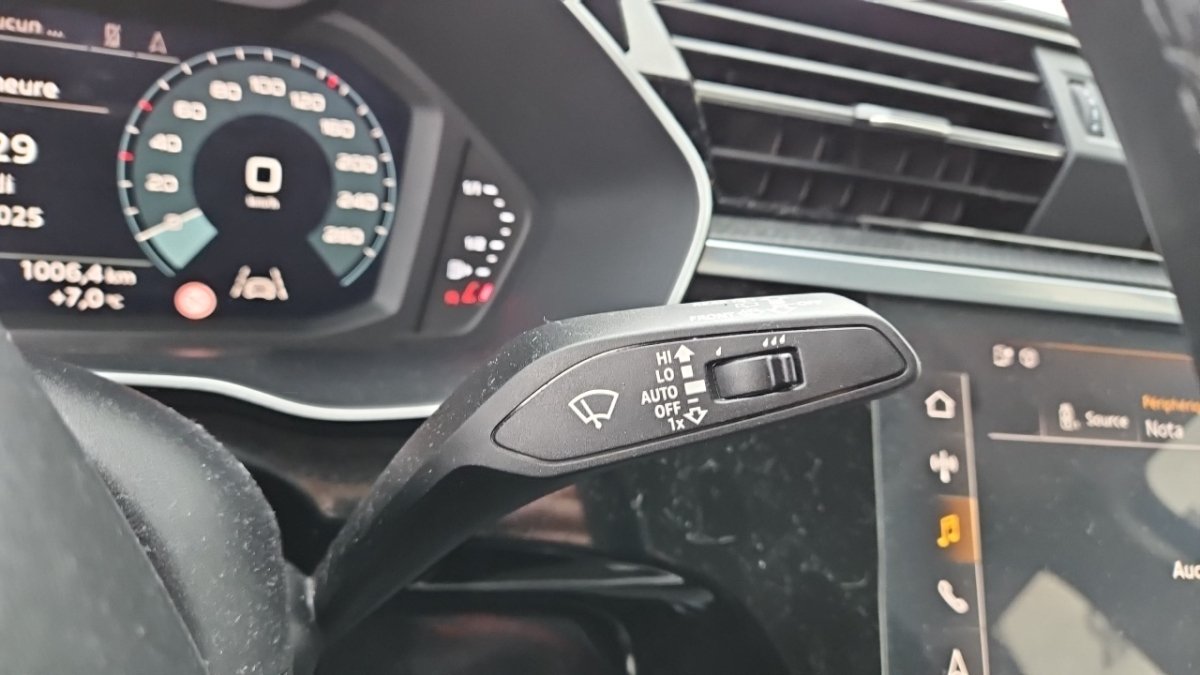 Audi Q3 - Photo 21
