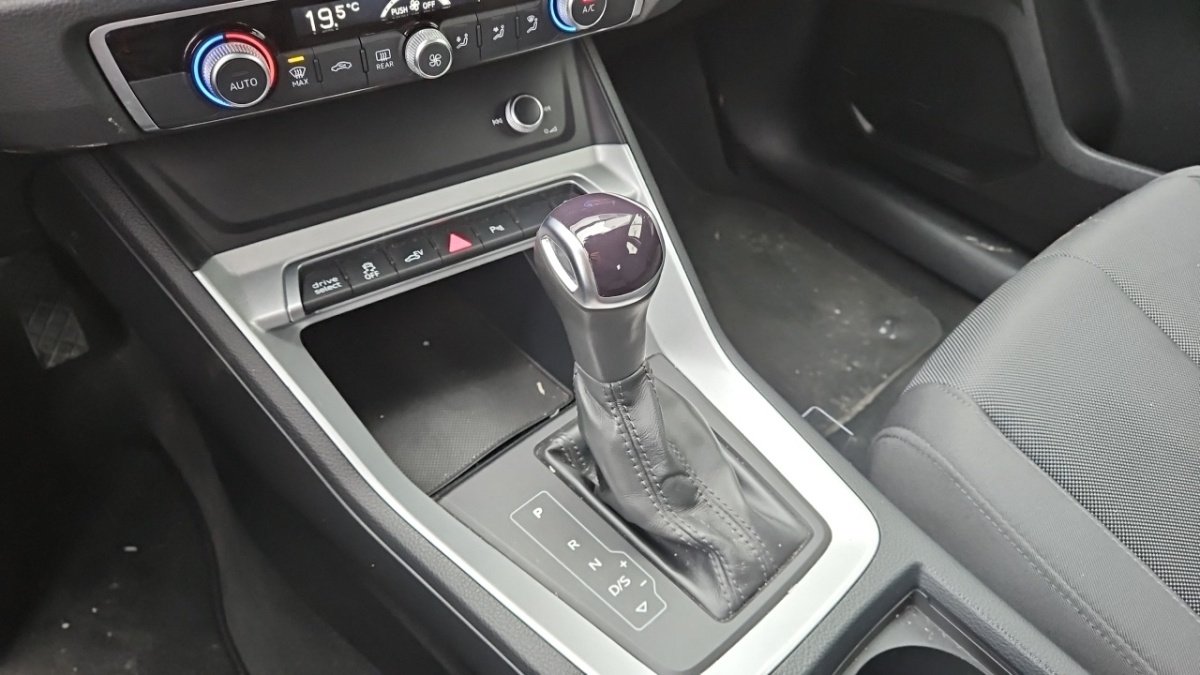 Audi Q3 - Photo 26