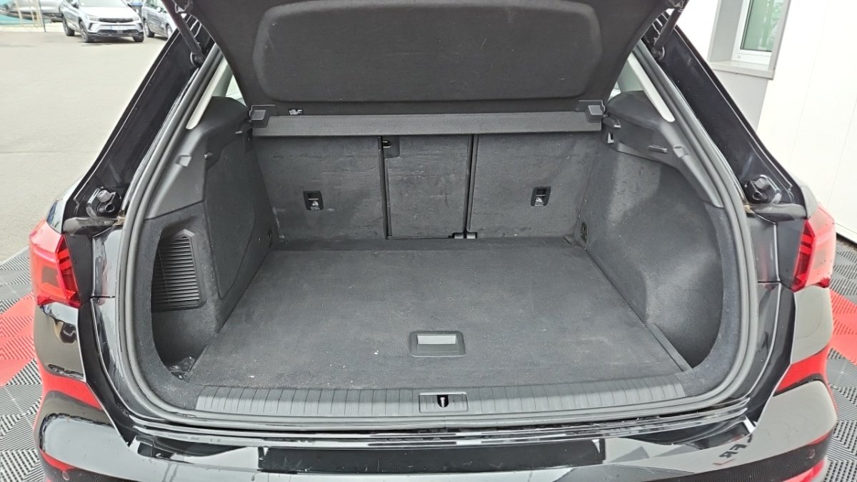 Audi Q3 - Photo 8