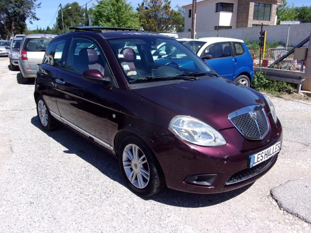 Lancia Ypsilon - Photo 1