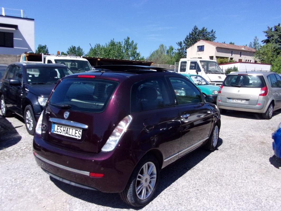 Lancia Ypsilon - Photo 3