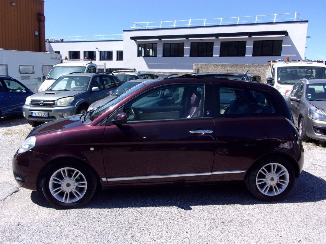 Lancia Ypsilon - Photo 8