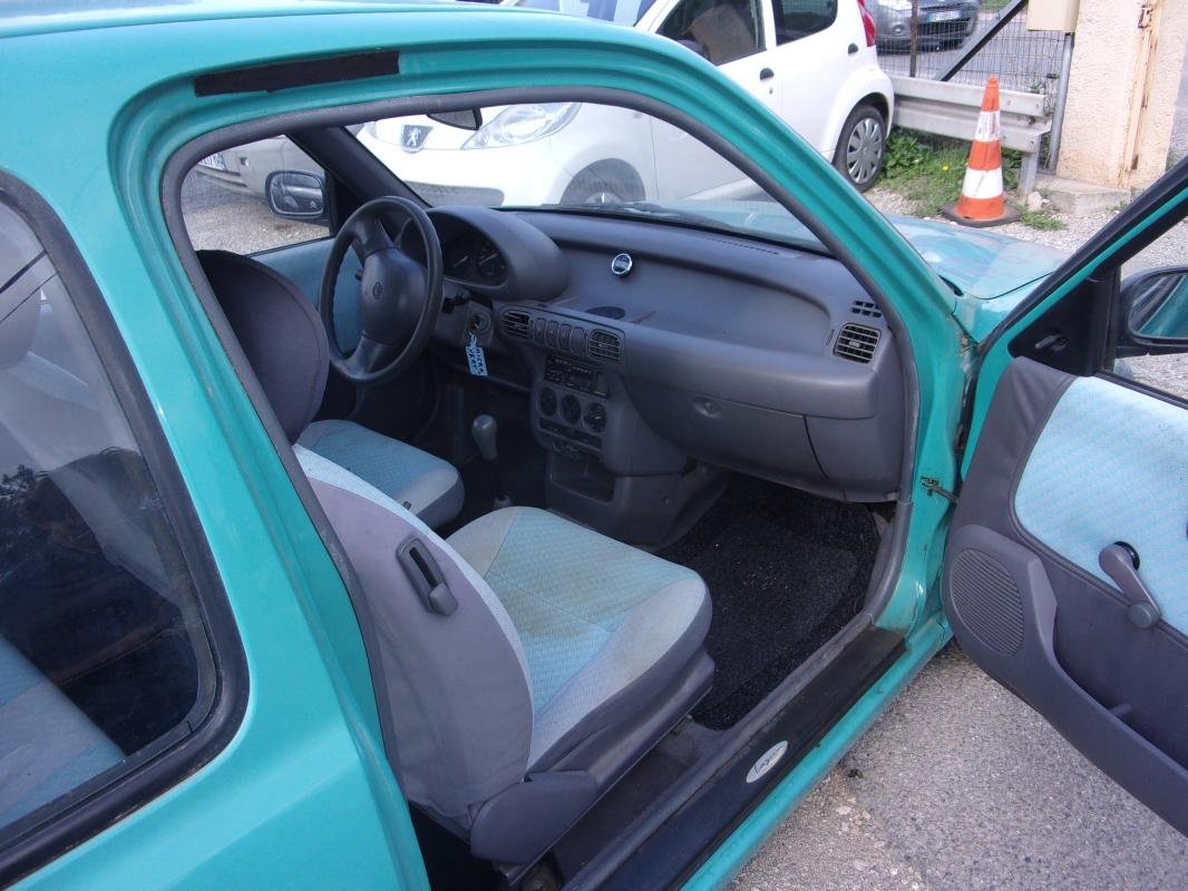Nissan Micra - Photo 4