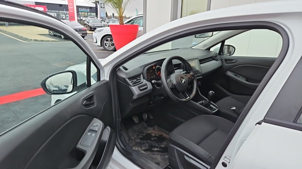 Renault Clio - Photo 12