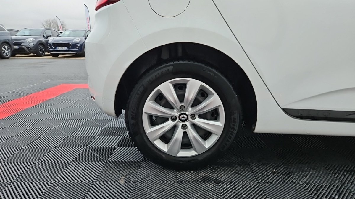 Renault Clio - Photo 8