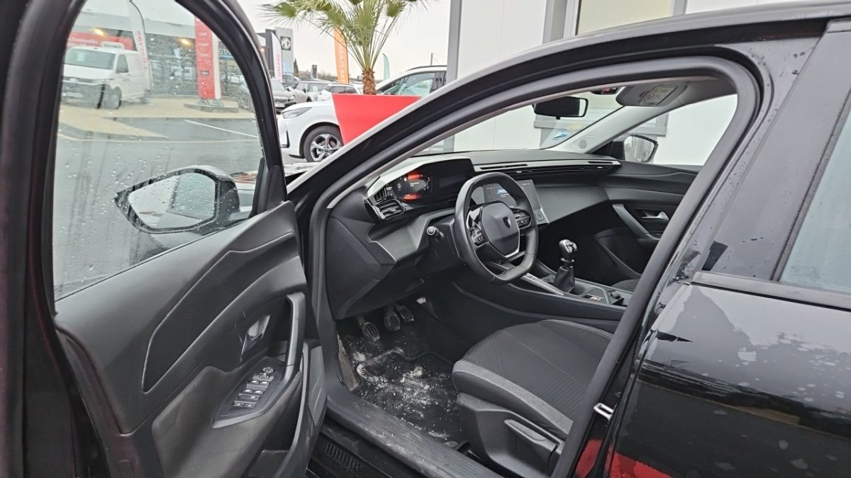 Peugeot 308 - Photo 12