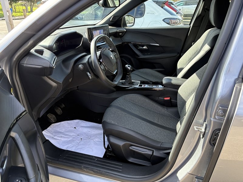 Peugeot 2008 - Photo 8