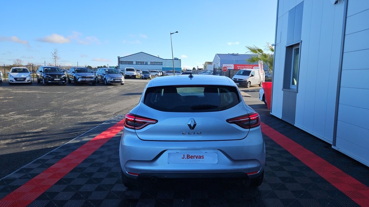 Renault Clio - Photo 4