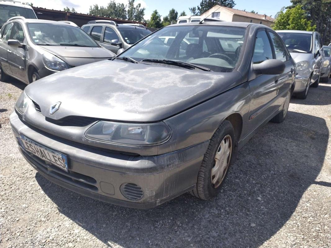 Renault Laguna - Photo 3
