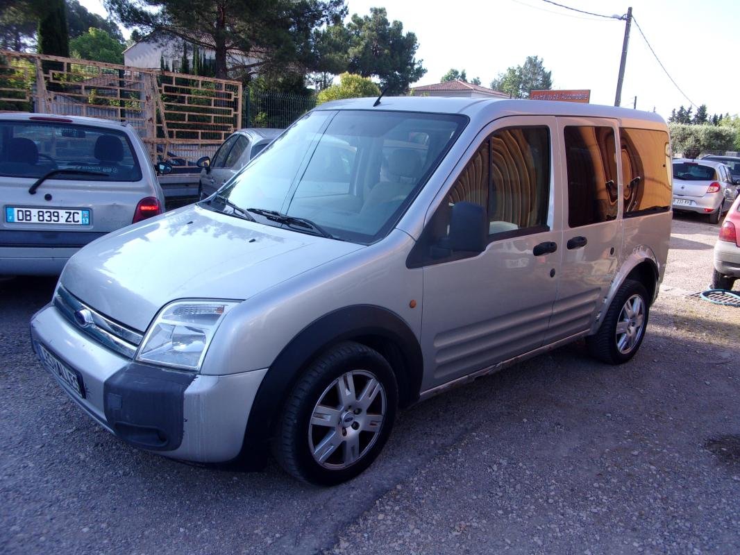 Ford Tourneo Connect - Photo 3