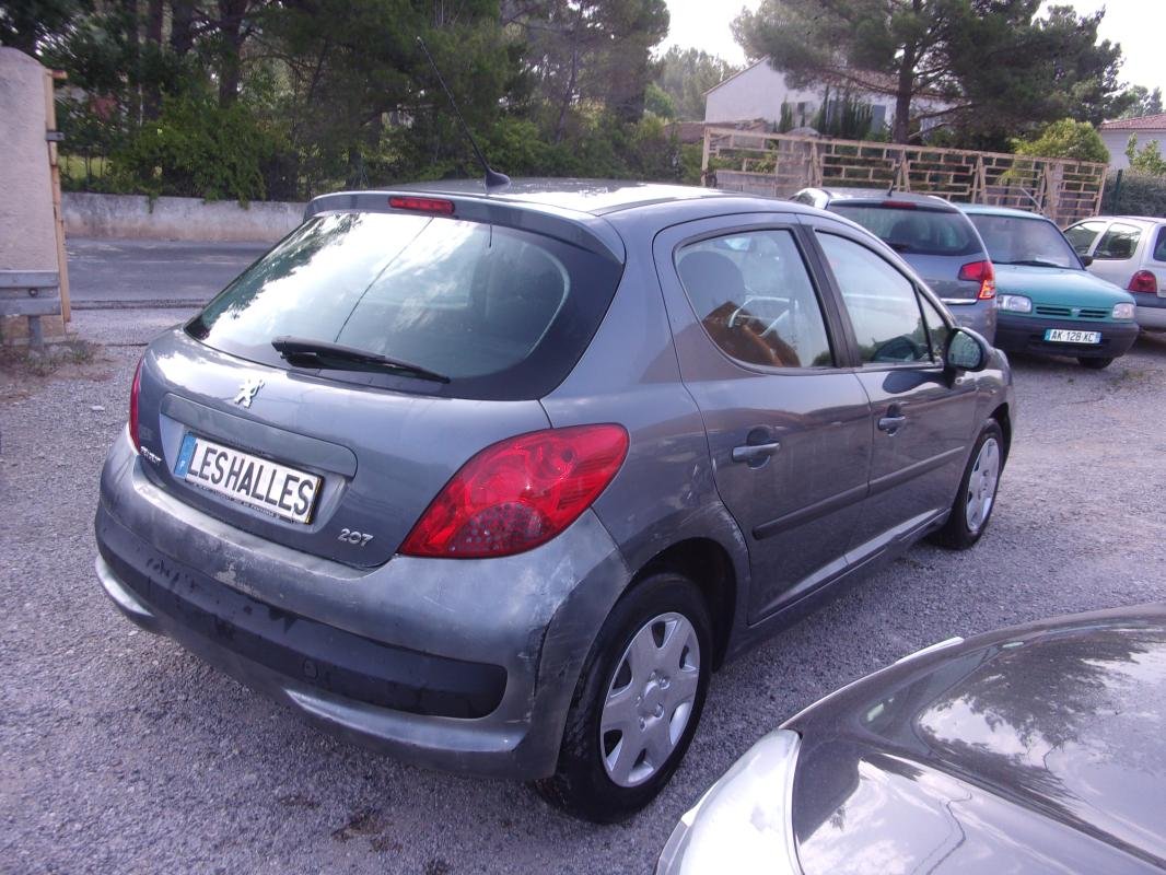 Peugeot 207 - Photo 9