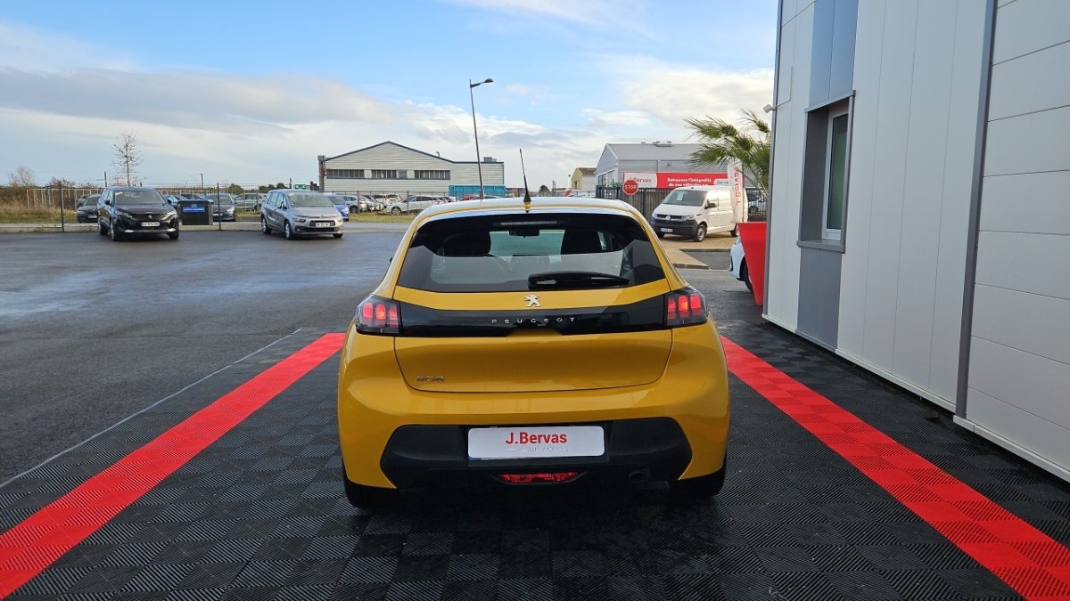 Peugeot 208 - Photo 4