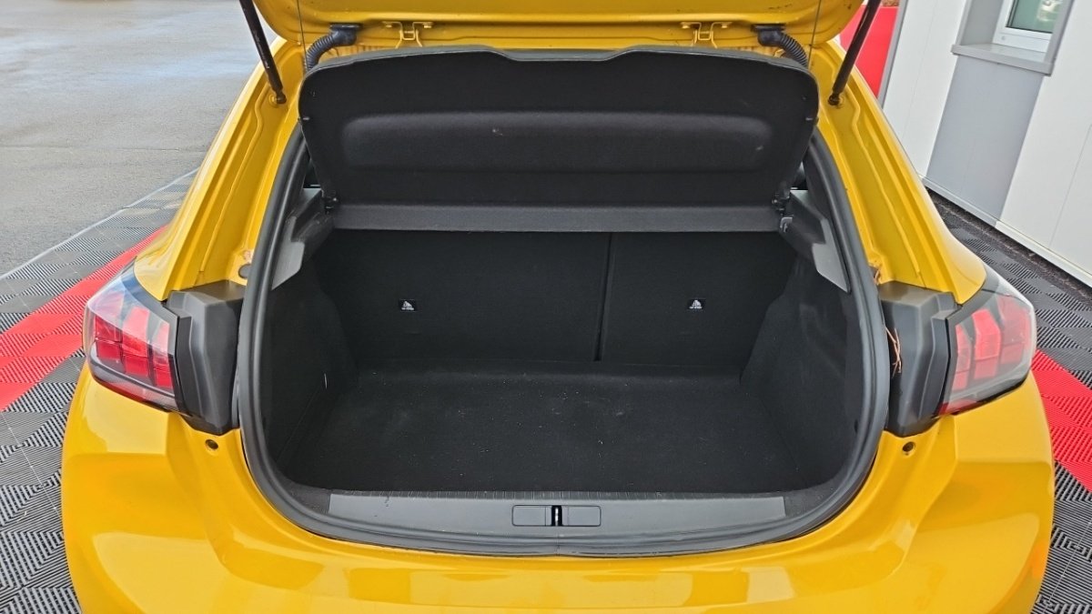 Peugeot 208 - Photo 9