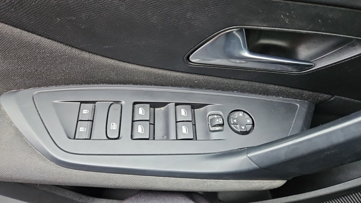 Peugeot 308 SW - Photo 23