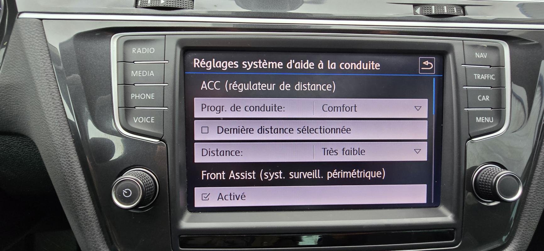 Volkswagen Tiguan - Photo 20