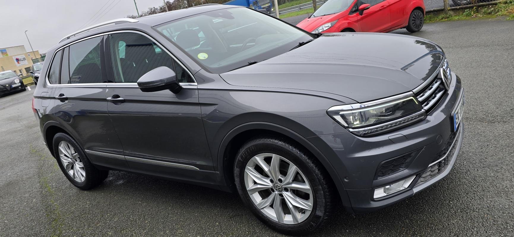 Volkswagen Tiguan - Photo 5