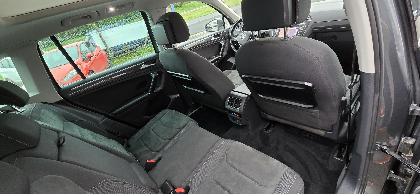 Volkswagen Tiguan - Photo 7