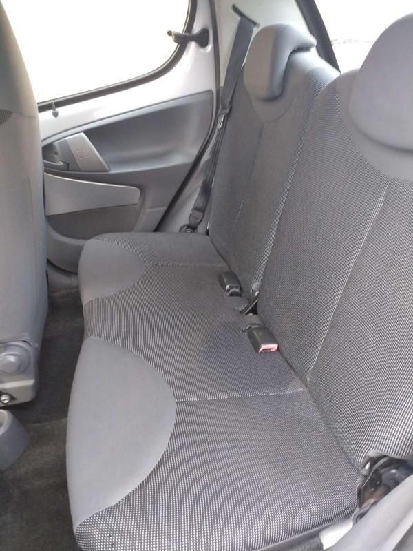 Peugeot 107 - Photo 8