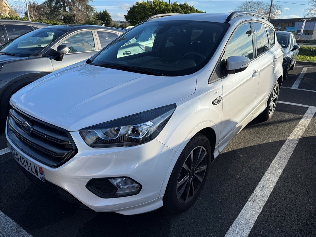 Ford Kuga - Photo 1