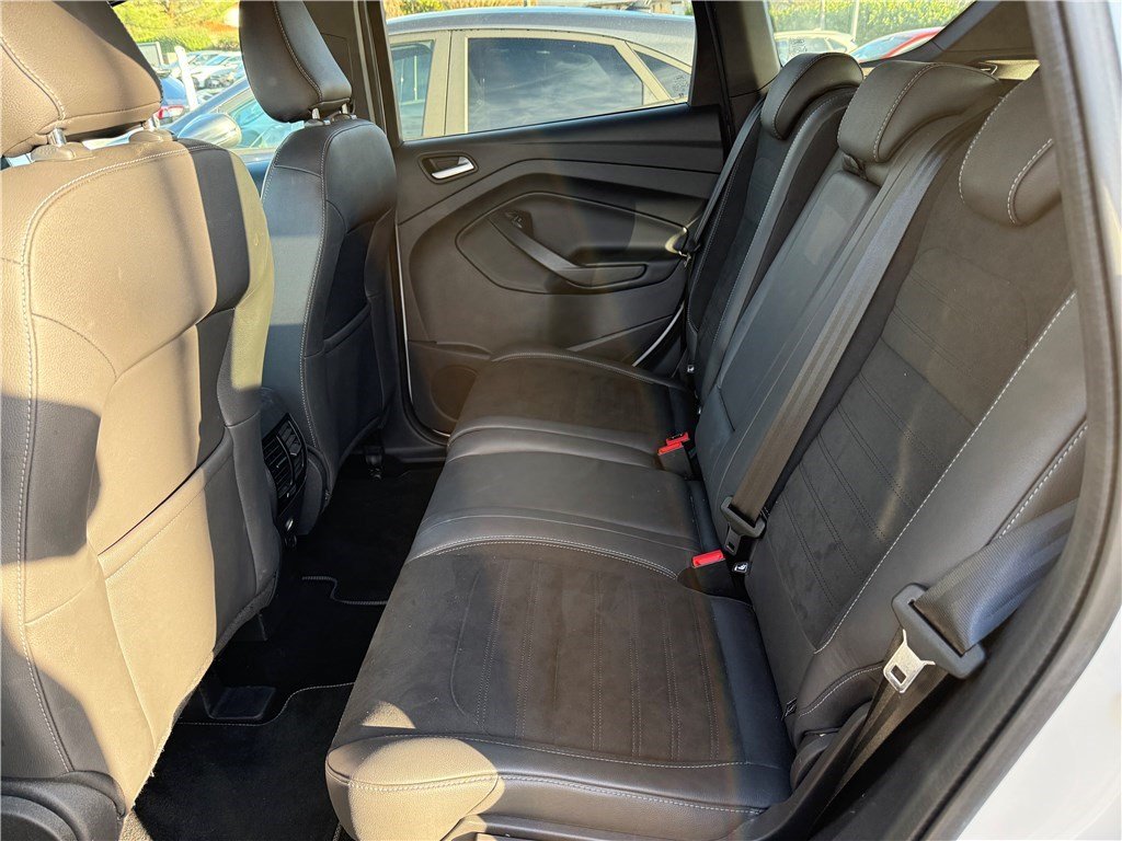 Ford Kuga - Photo 12