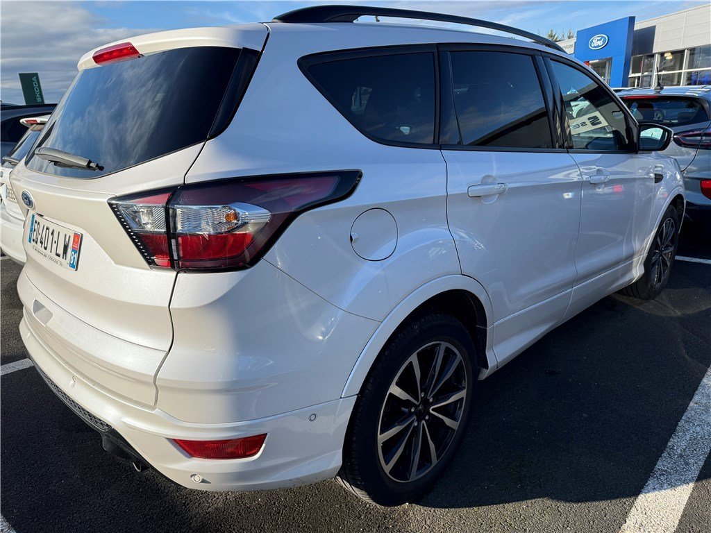 Ford Kuga - Photo 3