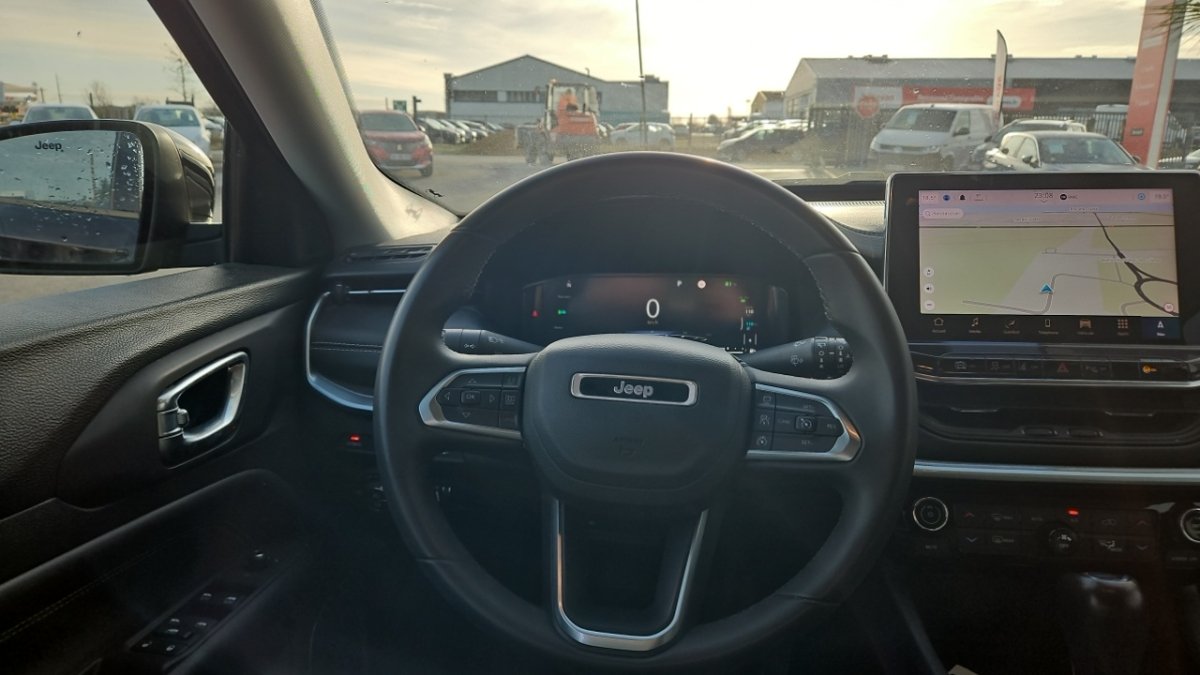 Jeep Compass - Photo 15
