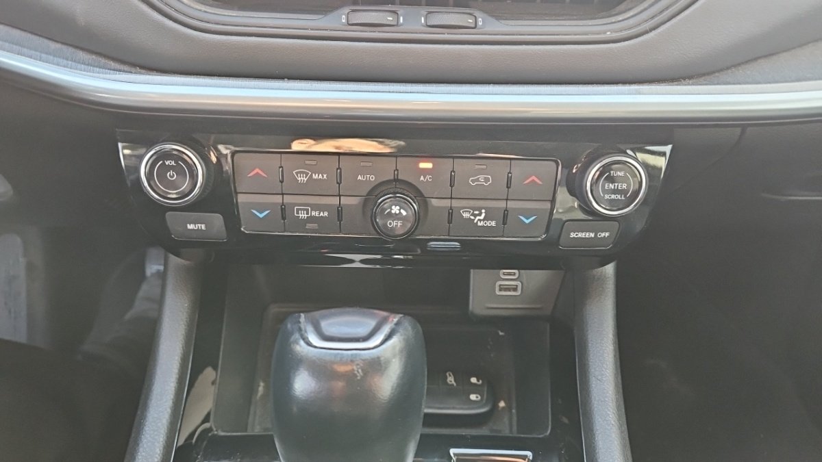 Jeep Compass - Photo 26
