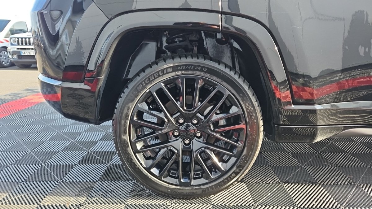 Jeep Compass - Photo 8