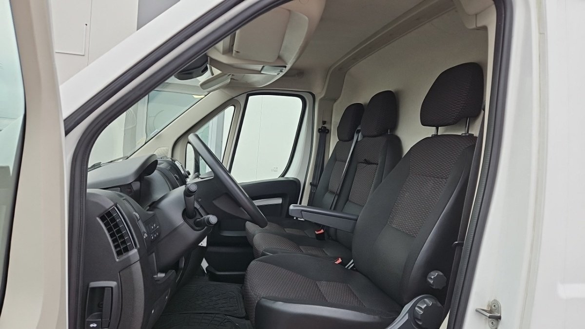 Peugeot Boxer - Photo 13