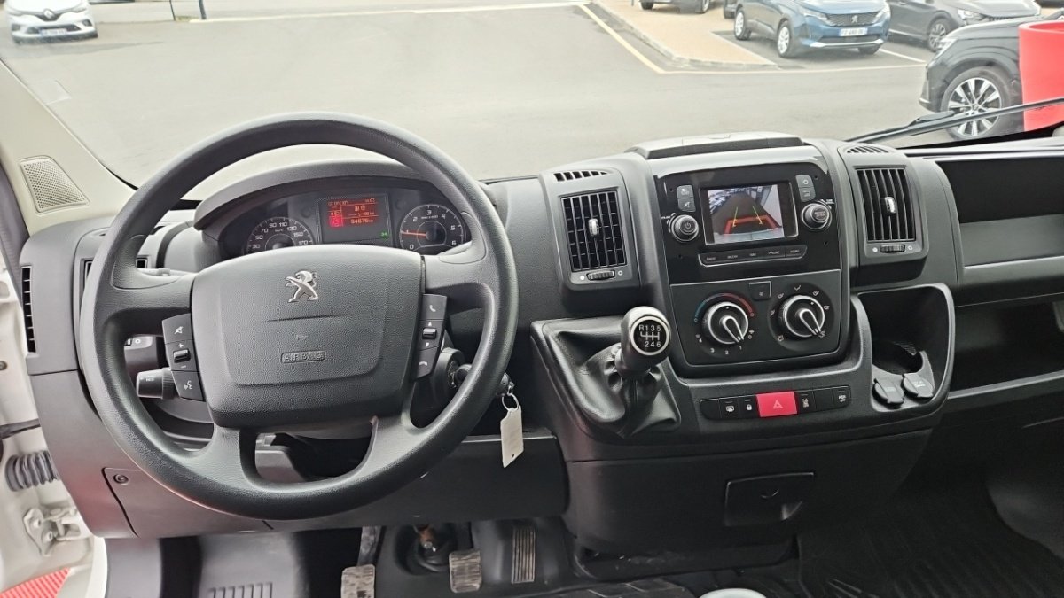 Peugeot Boxer - Photo 14