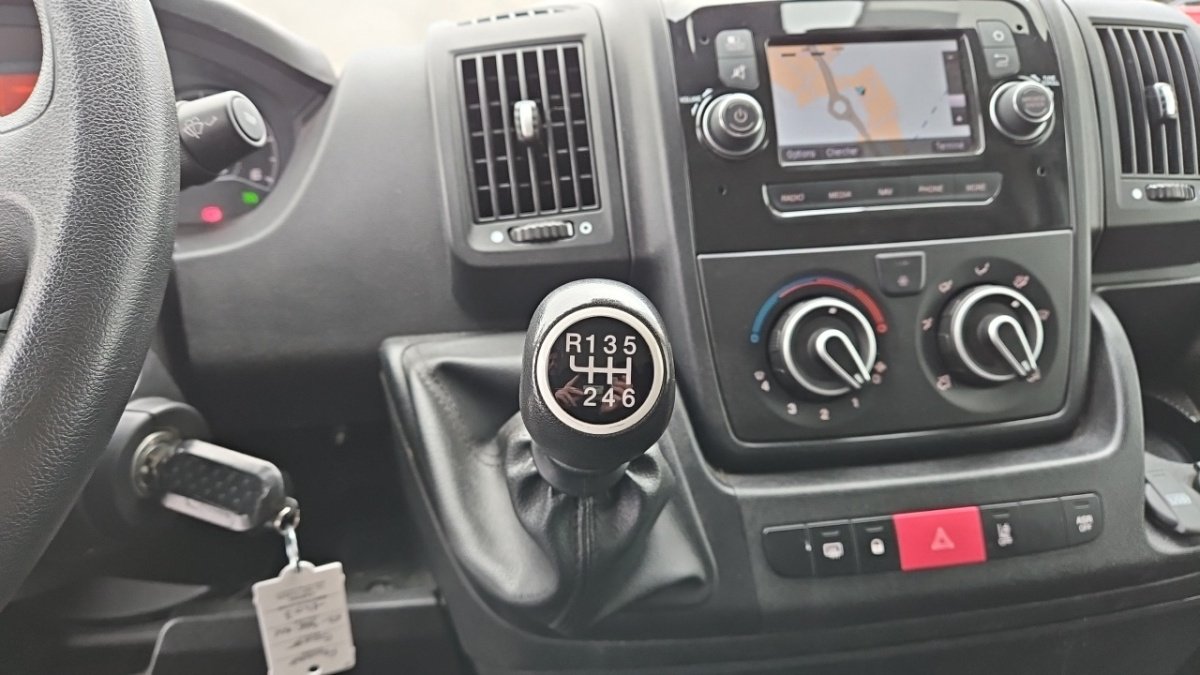 Peugeot Boxer - Photo 27
