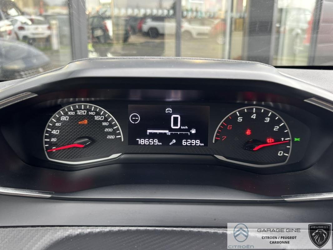 Peugeot 208 - Photo 6
