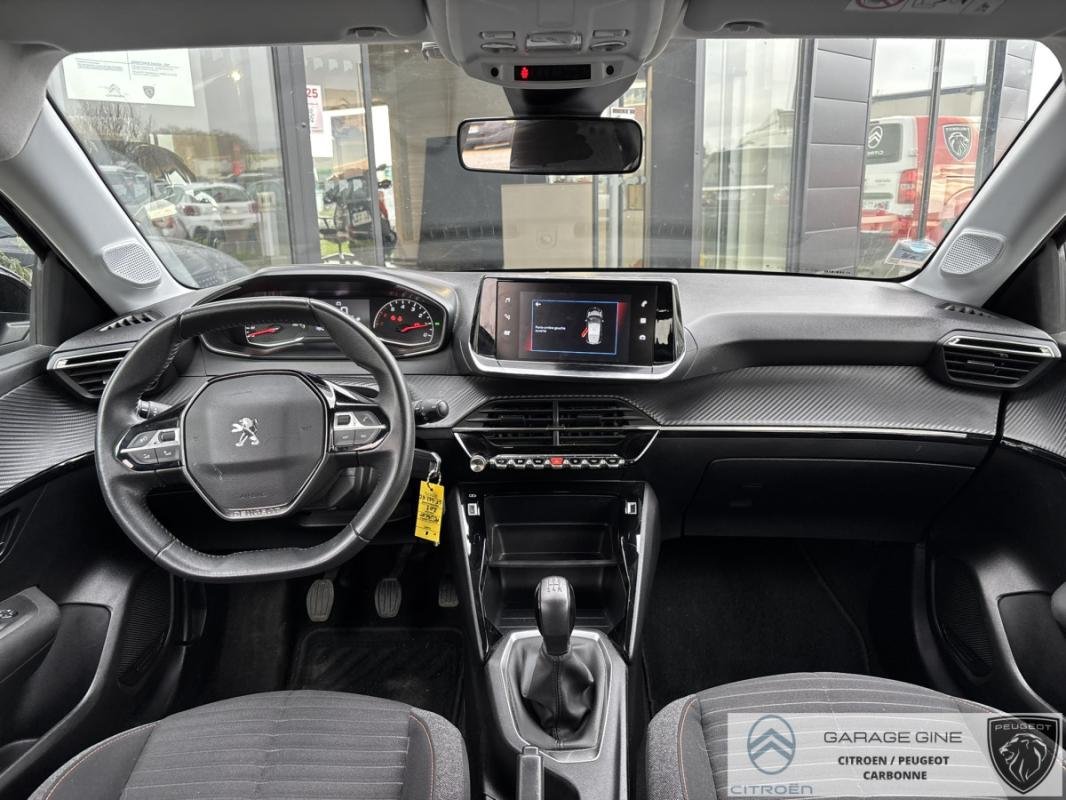 Peugeot 208 - Photo 9