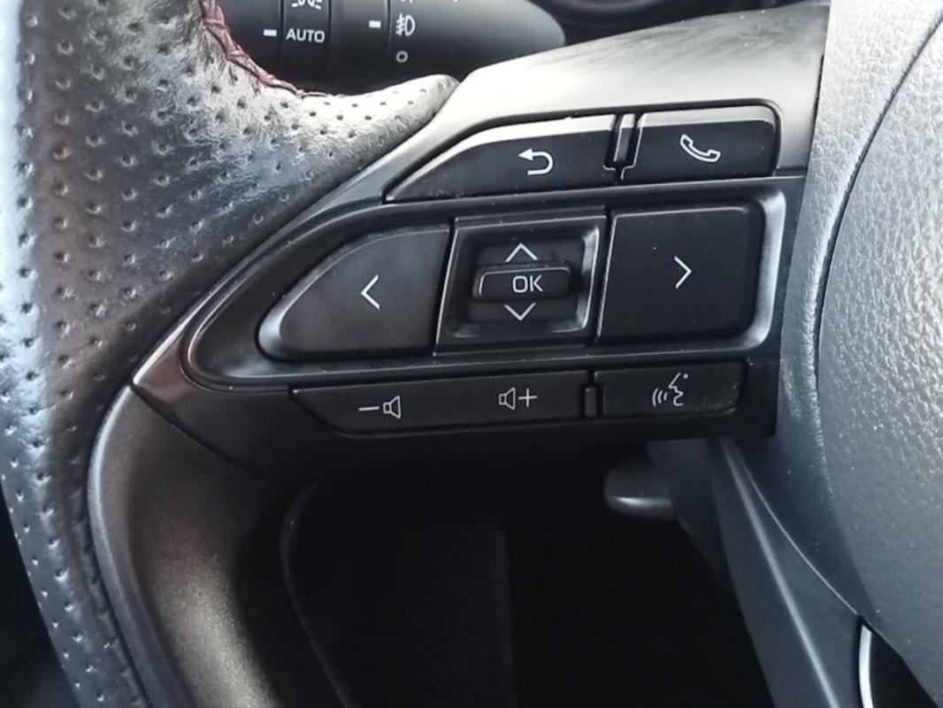 Toyota Yaris - Photo 13