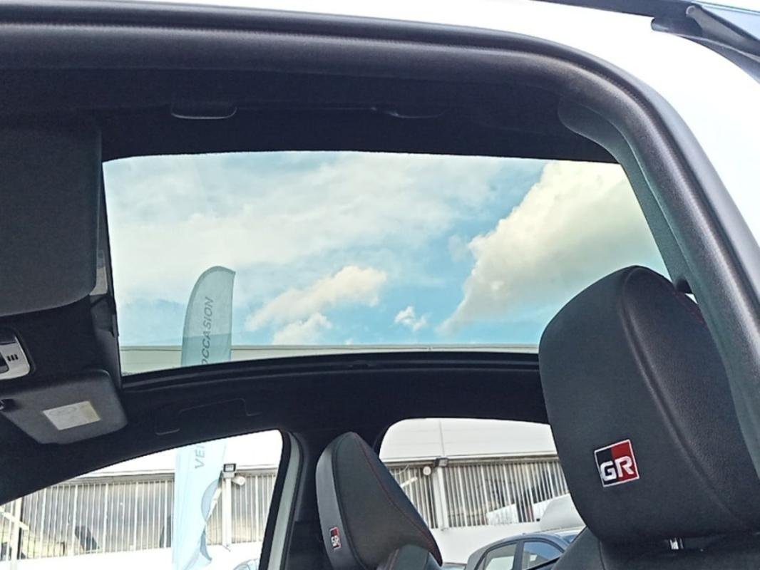 Toyota Yaris - Photo 28